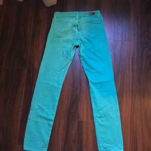 Paige "Peg Skinny" turquoise jeans 25